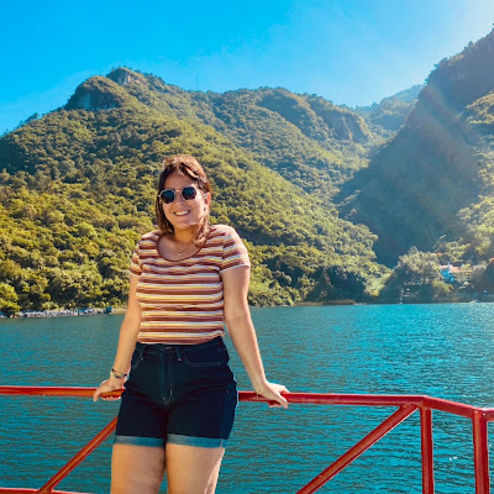 Meet your Posher, Lily